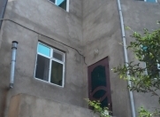 Satılır 8 otaqlı 240 m2 bağ evi Hövsan