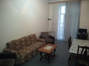 İcarəyə verilir 2 otaqlı 42 m2 köhnə tikili Nizami m.