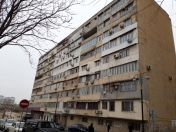 Satılır 4 otaqlı 170 m2 köhnə tikili Dövlət Statistika Komitəsi