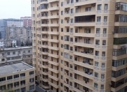 İcarəyə verilir 3 otaqlı 170 m2 yeni tikili Rusiya səfirliyi