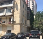 Satılır 4 otaqlı 90 m2 köhnə tikili Hüseyn Cavid parkı
