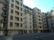 İcarəyə verilir 3 otaqlı 125 m2 yeni tikili Ağ şəhər