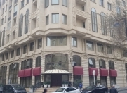 Satılır 4 otaqlı 187.3 m2 yeni tikili Axundov bağı