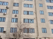 Satılır 3 otaqlı 100 m2 köhnə tikili Azneft meydanı