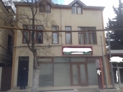 İcarəyə verilir 7 otaqlı 300 m2 obyekt Gənclik m.