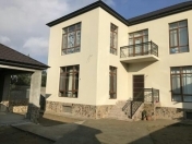 Satılır 5 otaqlı 317 m2 həyət evi Badamdar