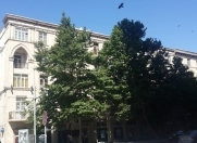 Satılır 4 otaqlı 100 m2 köhnə tikili İçəri Şəhər m.