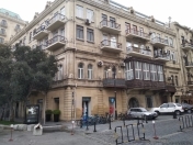 İcarəyə verilir 2 otaqlı 100 m2 köhnə tikili Four Seasons otel