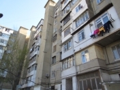 Satılır 2 otaqlı 53 m2 köhnə tikili Qaraçuxur