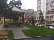 Satılır 3 otaqlı 90 m2 köhnə tikili Gənclik m.