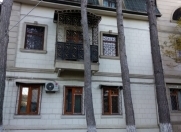 Satılır 3 otaqlı 80 m2 köhnə tikili Space TV