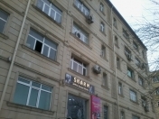 Satılır 3 otaqlı 70 m2 köhnə tikili Salyan