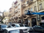 Satılır 3 otaqlı 125 m2 köhnə tikili Fəvvarələr meydanı