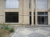 İcarəyə verilir 5 otaqlı 700 m2 obyekt Neft Akademiyası