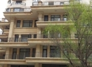 Satılır 3 otaqlı 140 m2 yeni tikili Axundov bağı