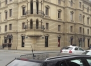 Satılır 4 otaqlı 96 m2 köhnə tikili Koala parkı