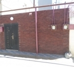 Satılır 2 otaqlı 65 m2 həyət evi İnşaatçılar m.