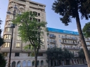 Satılır 3 otaqlı 100 m2 köhnə tikili Sahil m.