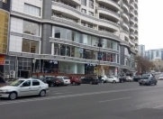 İcarəyə verilir 4 otaqlı 200 m2 ofis Nizami m.