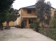 Satılır 6 otaqlı 220 m2 həyət evi Binə
