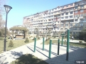 Satılır 4 otaqlı 100 m2 köhnə tikili Xalqlar Dostluğu m.
