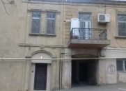 İcarəyə verilir 2 otaqlı 100 m2 ofis İçəri Şəhər m.