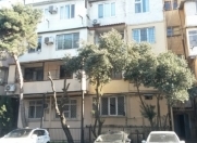 Satılır 1 otaqlı 30 m2 köhnə tikili Musabəyov parkı