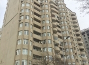 Satılır 3 otaqlı 120 m2 yeni tikili Heydər Əliyev Mərkəzi