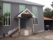 Satılır 4 otaqlı 200 m2 bağ evi Quba