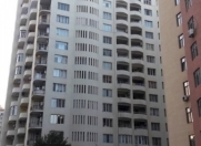 Satılır 3 otaqlı 142 m2 yeni tikili Azərbaycan Dillər Universiteti