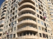 Satılır 4 otaqlı 140 m2 yeni tikili Qara Qarayev m.