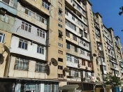 Satılır 2 otaqlı 60 m2 köhnə tikili 8 km