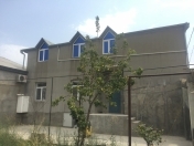 Satılır 6 otaqlı 198 m2 həyət evi Binəqədi