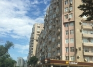 Satılır 4 otaqlı 190 m2 yeni tikili Dostluq kinoteatrı