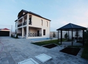 Satılır 5 otaqlı 300 m2 bağ evi Şüvəlan