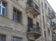 Satılır 4 otaqlı 110 m2 köhnə tikili Montin