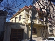 Satılır 6 otaqlı 240 m2 villa Zərifə Əliyeva adına park