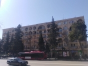 Satılır 2 otaqlı 60 m2 köhnə tikili Neftçilər m.