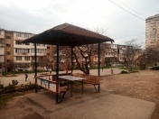 Satılır 2 otaqlı 55 m2 köhnə tikili Xalqlar Dostluğu m.
