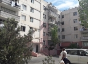 Satılır 1 otaqlı 40 m2 yeni tikili Şah İsmayıl Xətai m.