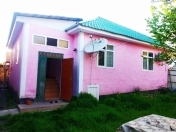 İcarəyə verilir 3 otaqlı 80 m2 bağ evi Qəbələ