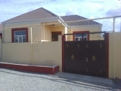 Satılır 3 otaqlı 90 m2 həyət evi Binəqədi