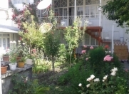 İcarəyə verilir 4 otaqlı 120 m2 həyət evi Şəki