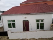 Satılır 2 otaqlı 70 m2 həyət evi Bayıl