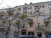 Satılır 3 otaqlı 118 m2 köhnə tikili Koroğlu Parkı