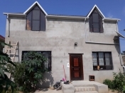 Satılır 4 otaqlı 110 m2 həyət evi Saray