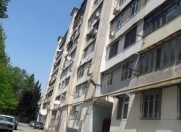 Satılır 4 otaqlı 96 m2 köhnə tikili Azadlıq prospekti m.