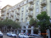 İcarəyə verilir 2 otaqlı 50 m2 köhnə tikili İçəri Şəhər m.