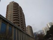 Satılır 3 otaqlı 120 m2 yeni tikili Sirk