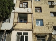 Satılır 4 otaqlı 76 m2 köhnə tikili Əmircan